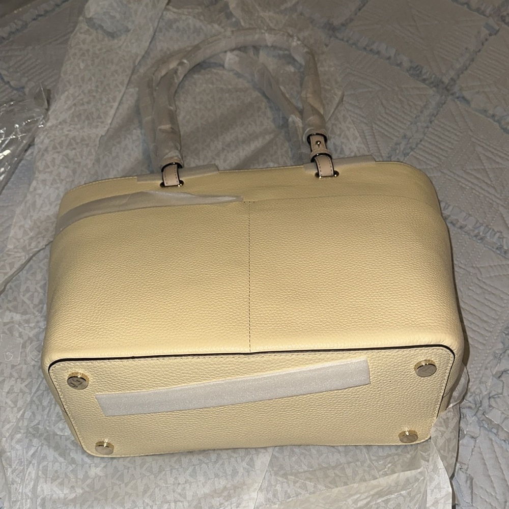 Purse - Picture 3 of 5